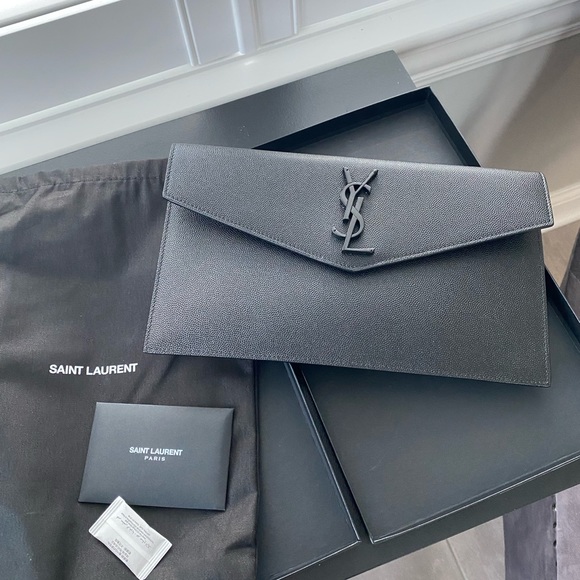 Saint Laurent NIB Medium Uptown Pebbled Leather pouch - Picture 12 of 14